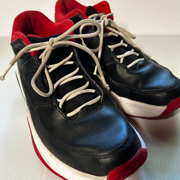 Nike Air Jordan’s - Size 6.5 (8 w) - Mid Black, Red and White - Picture 5 of 12